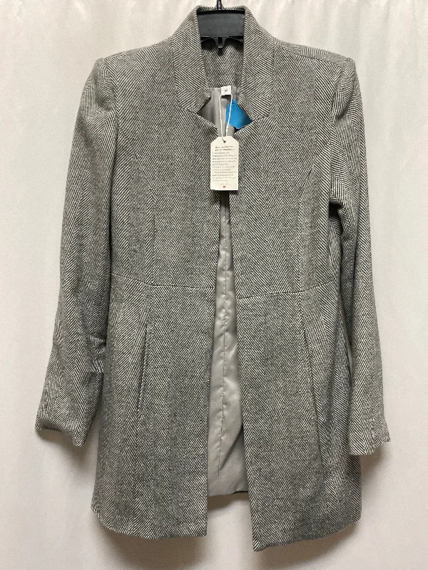 Blazer By Clothes Mentor In Grey, Size: M