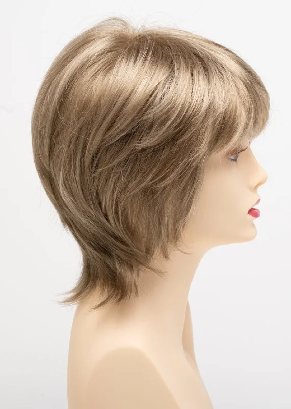 Ginger Cream | A dark beige blonde underneath topped for that “cool” look with an iced blonde