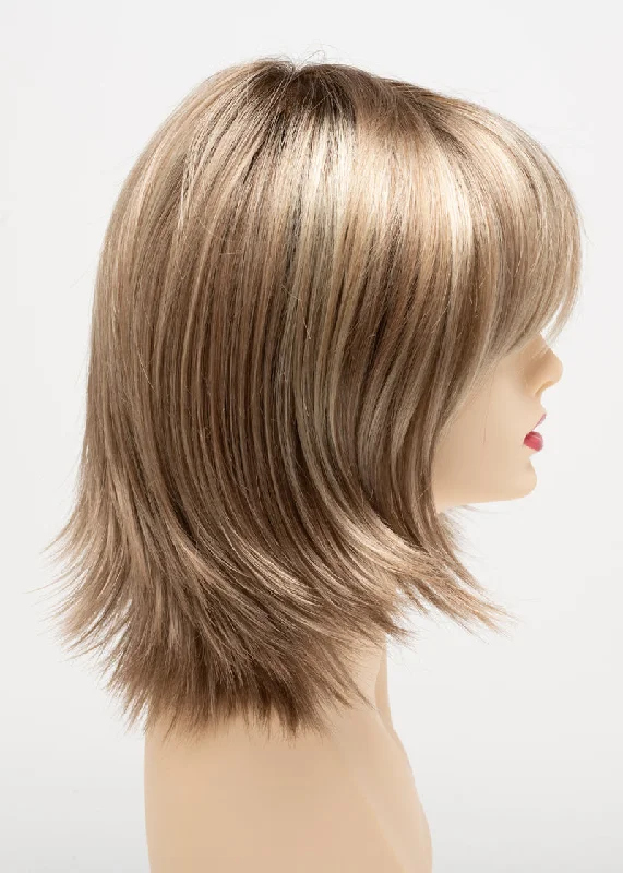 Sparkling Champagne | Chocolate brown roots with strawberry and soft golden blonde layered together