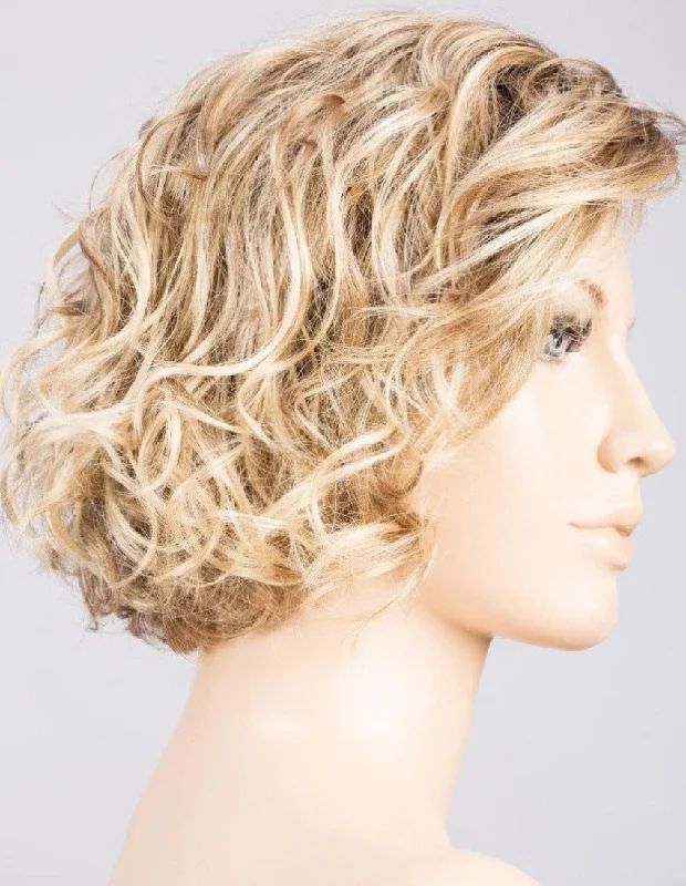 CARAMEL ROOTED | Medium Gold Blonde and Light Gold Blonde Blend with Light Brown Roots