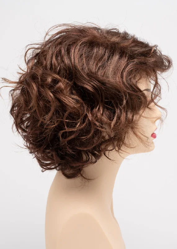Cinnamon Raisin | Warm chestnut brown blended with a sprinkle of auburn and cinnamon for just the right touch