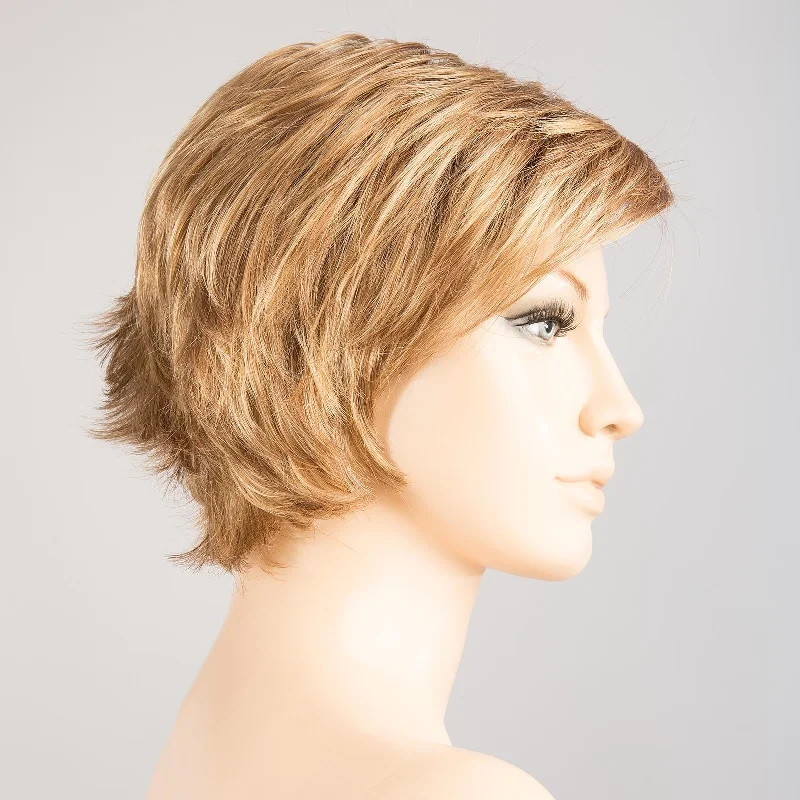 GINGER ROOTED | Light Honey Blonde, Light Auburn, and Medium Honey Blonde blend with Dark Roots