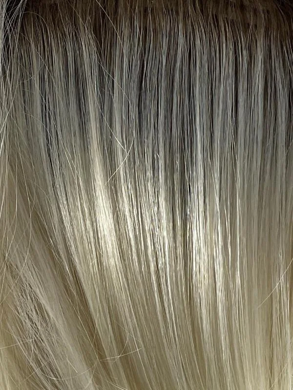 Seashell Blond R |  A mixture of cool white blond and creamy white tones + soft brown root