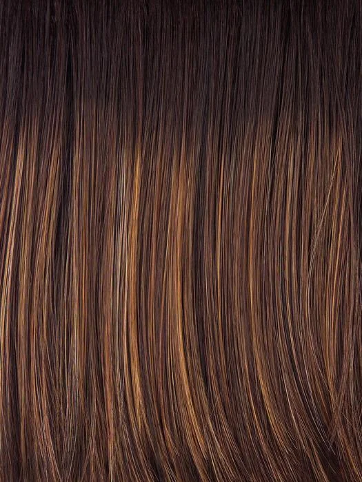 SS8/29 | Shaded Hazelnut | Rich Medium Brown Evenly Blended with Ginger Blonde Highlights with Dark Roots