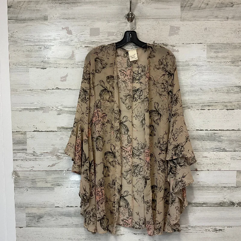 Kimono By Lu In Tan, Size: M