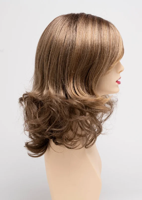 Toasted Sesame | Chocolate brown roots with a toasted brown and wheat blonde blend