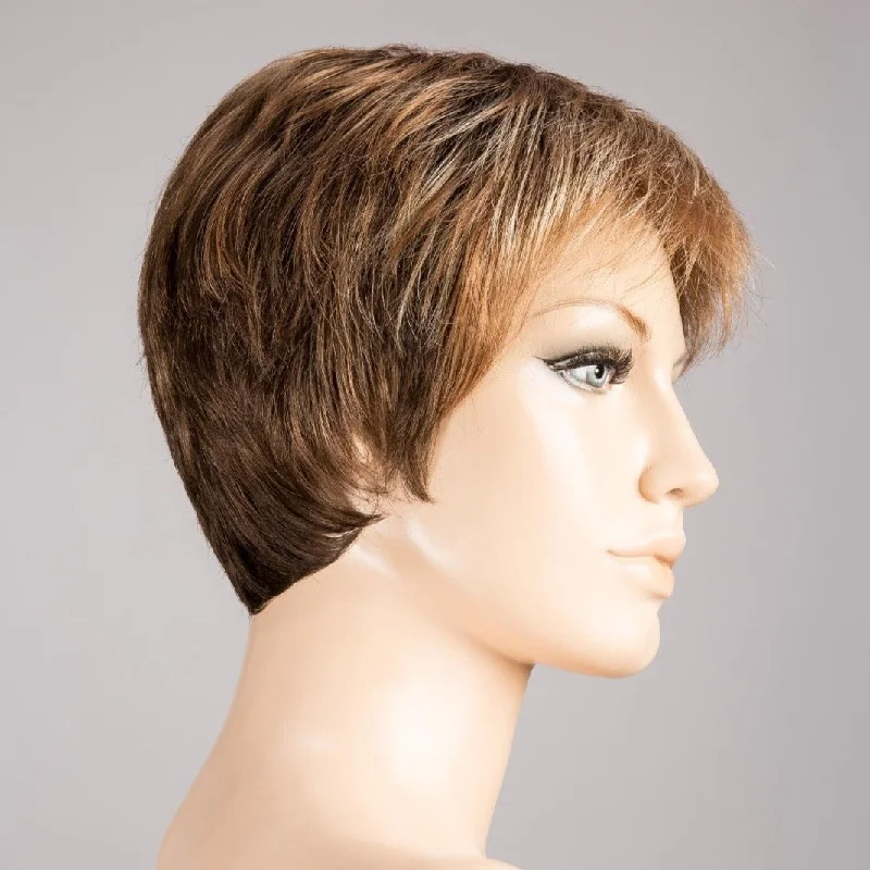 MOCCA LIGHTED | Light Brown base with Light Caramel highlights on the top only darker nape