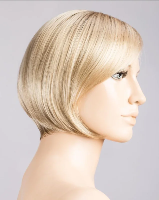 CHAMPAGNE ROOTED | Light Beige Blonde Medium Honey Blonde and Platinum Blonde blend with Dark Roots
