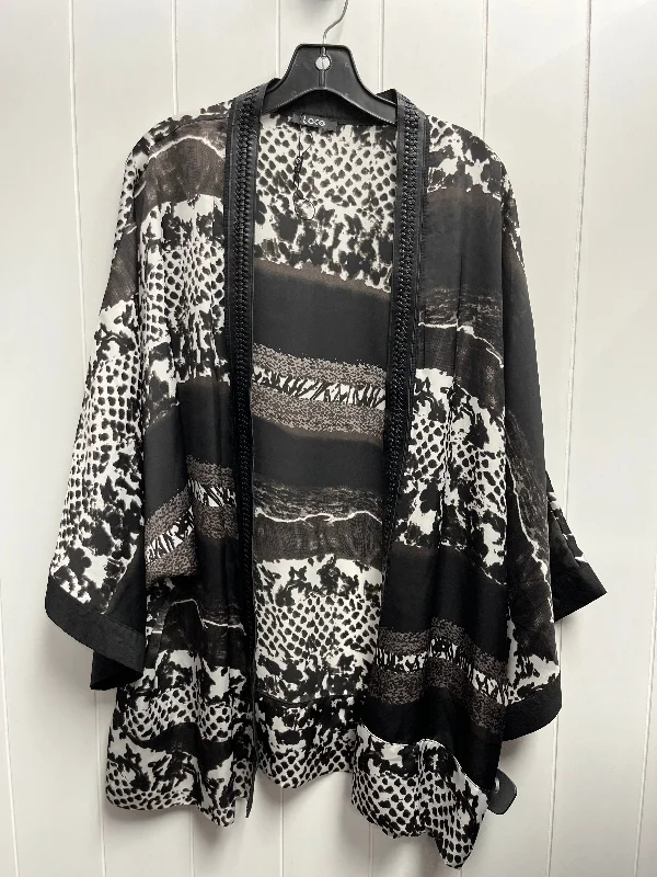 Kimono By Clothes Mentor In Black & White, Size: M