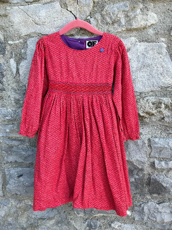 Red geometric pattern dress  4-5y (104-110cm)