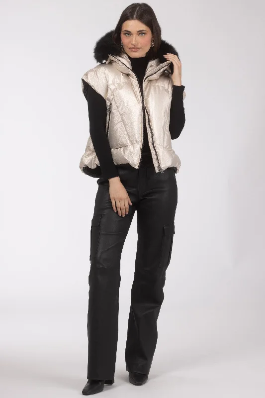 Après-Ski Vest with Detachable Toscana Shearling Lamb Hood Trim