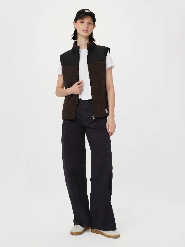 The Polar Fleece Vest in Dark Chocolate