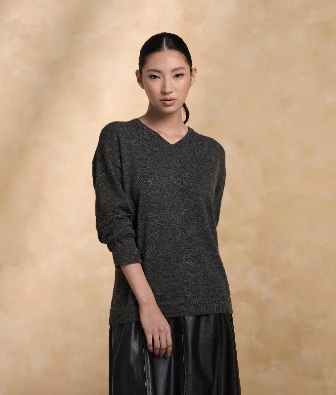 Premium Alpaca Basic Vee Sweater gray