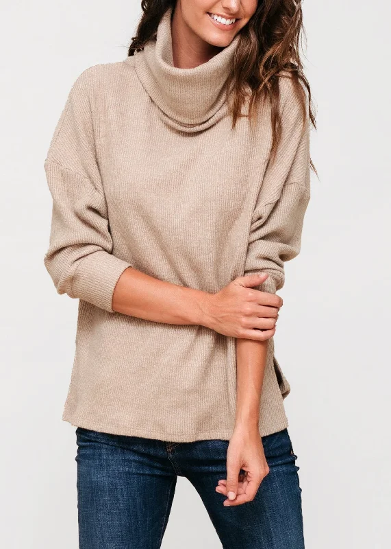 Women's Turtle Neck Ribbed Oversize Sweater Top