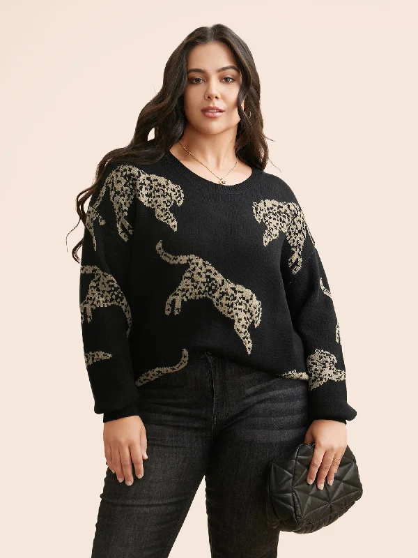 Animal Jacquard Drop Shoulder Sleeve Pullover