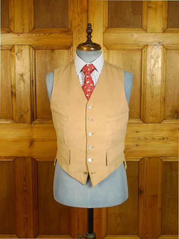 140824/07 genuine 1940s 1950s vintage british beige doeskin wool country waistcoat 40